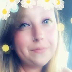 Meet your Posher, Cassie